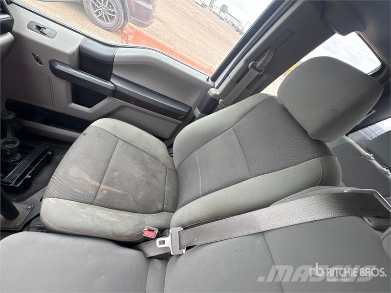 Ford F-150 XL 4x2 Extended Cab Extended Pickup Ostalo