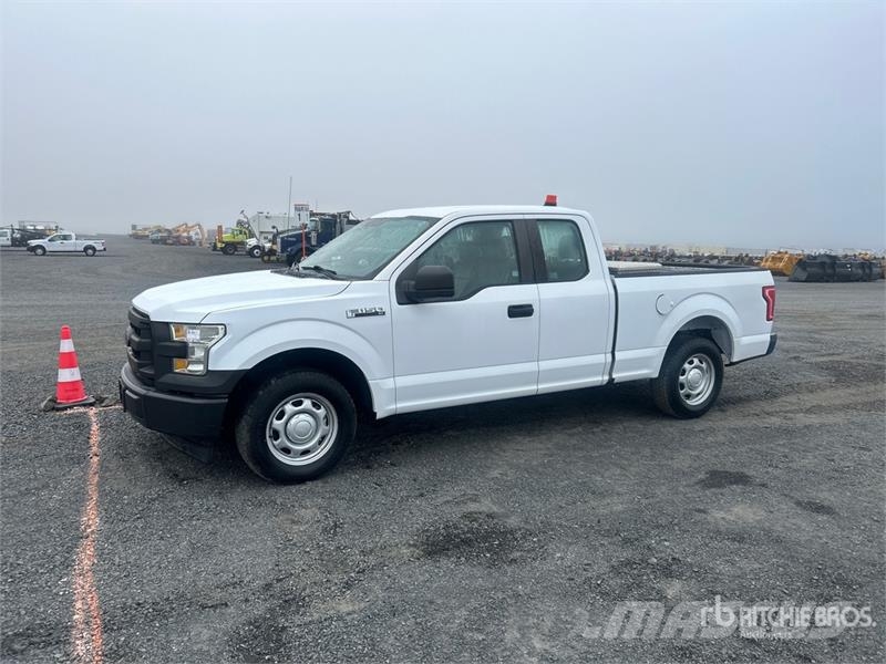 Ford F-150 XL 4x2 Extended Cab Pickup Muut autot