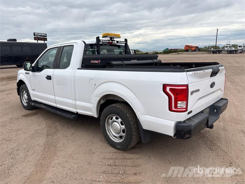 Ford F-150 XL 4x2 Extended Cab Extended Pickup Ostalo