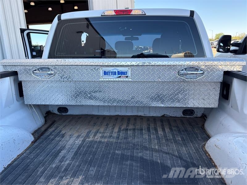 Ford F-150 XL 4x2 Extended Cab Pickup Прочие фургоны