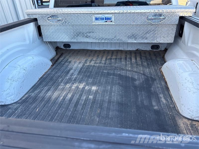 Ford F-150 XL 4x2 Extended Cab Pickup Прочие фургоны