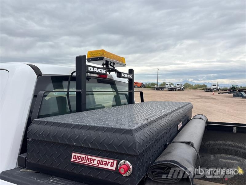 Ford F-150 XL 4x2 Extended Cab Extended Pickup Ostalo
