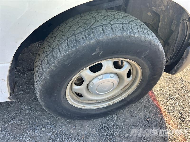Ford F-150 XL 4x2 Extended Cab Pickup 其他