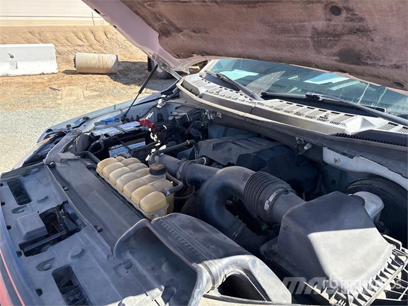 Ford F-150 XL 4x2 Extended Cab Pickup Autre fourgon / utilitaire