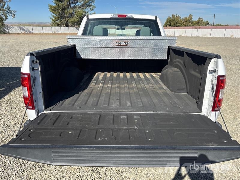 Ford F-150 XL 4x2 Extended Cab Pickup Muu