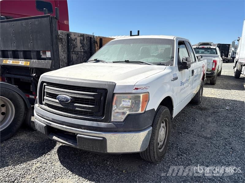 Ford F-150 XL 4x2 Extended Cab Pickup Прочие фургоны