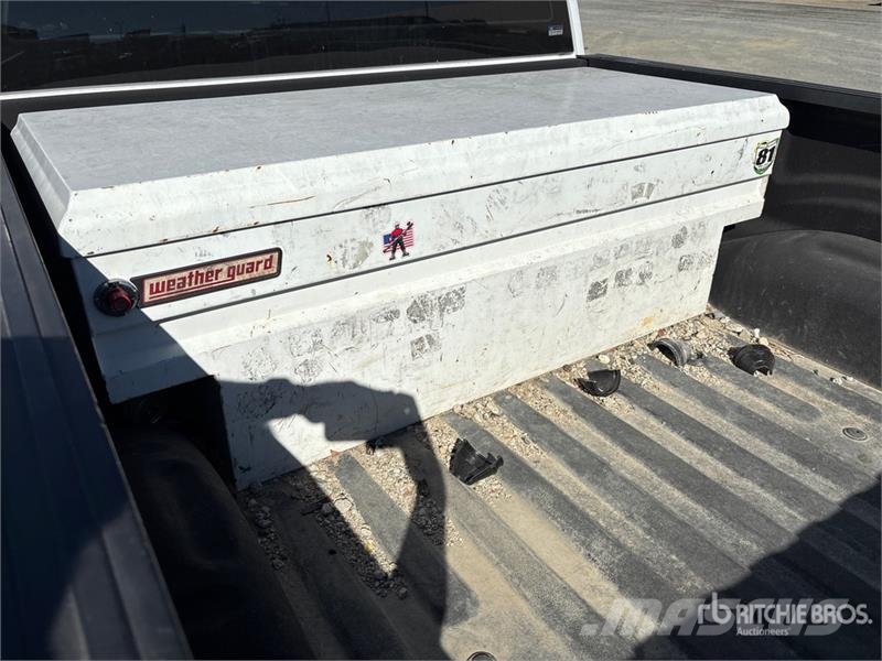 Ford F-150 XL 4x2 Extended Cab Pickup 其他