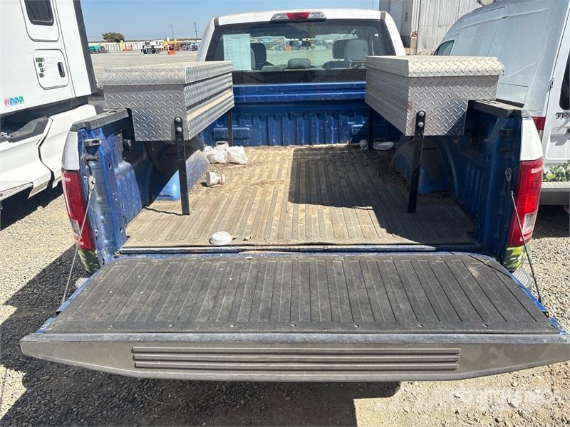 Ford F-150 XL 4x2 Extended Cab Pickup Anders