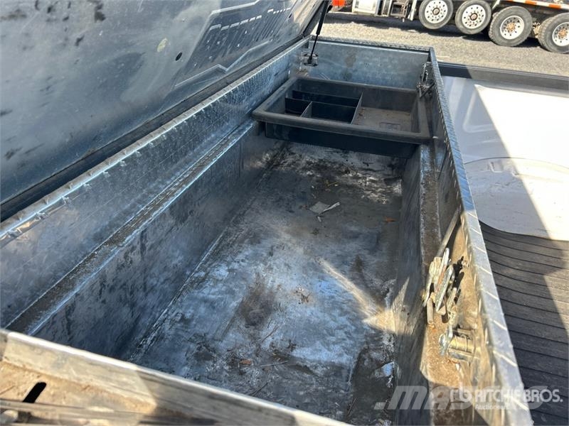 Ford F-150 XL 4x2 Extended Cab Pickup 其他