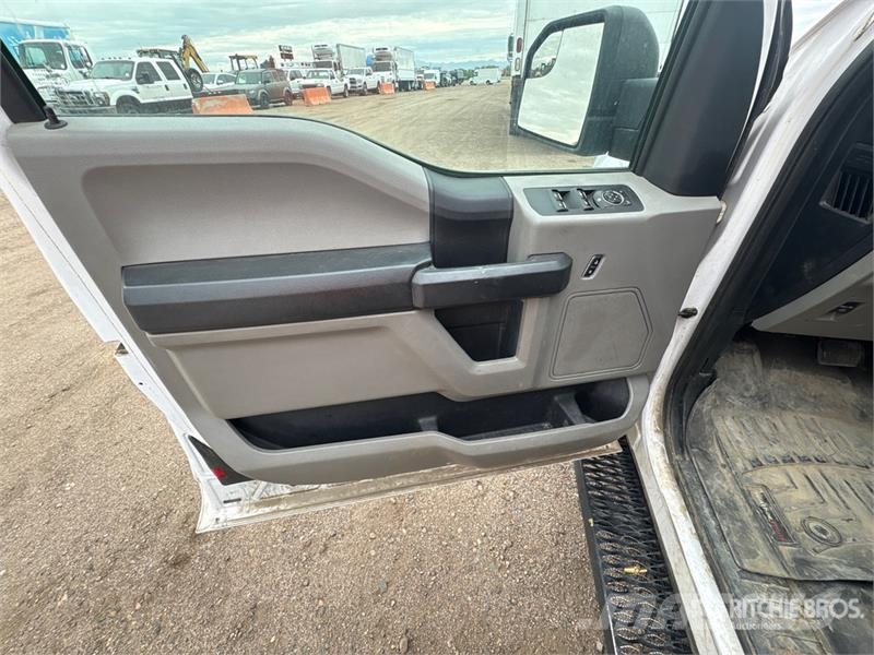 Ford F-150 XL 4x2 Extended Cab Extended Pickup Ostalo