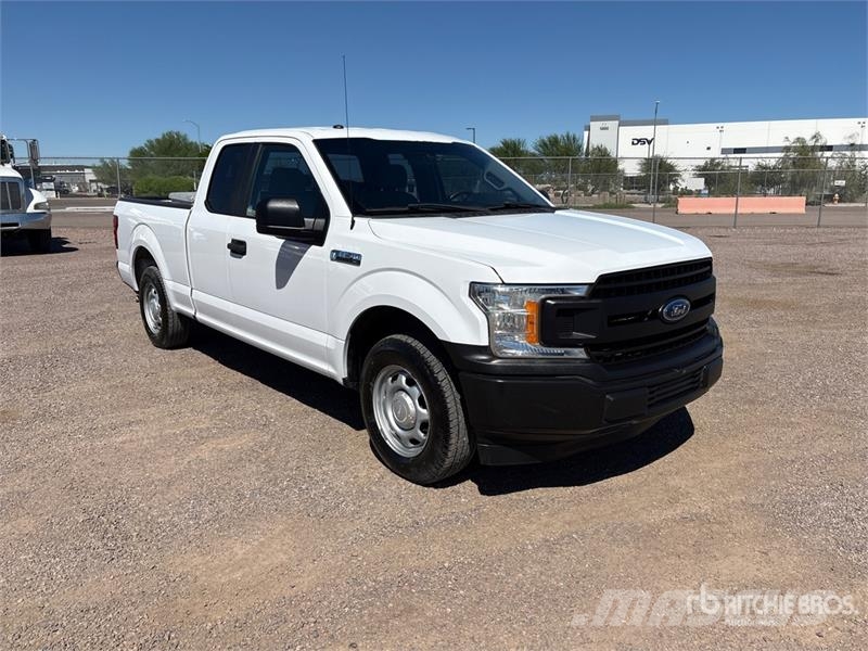 Ford F-150 XL 4x2 Extended Cab Pickup Прочие фургоны