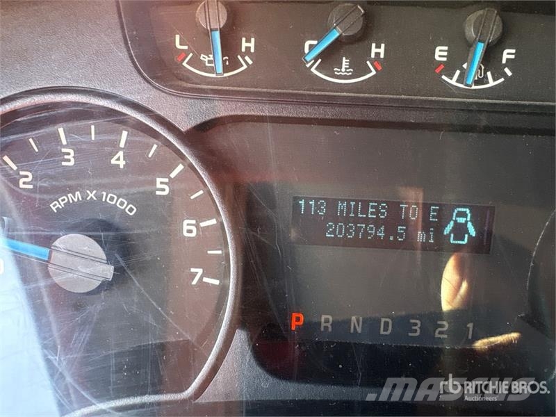 Ford F-150 XL 4x2 Extended Cab Pickup Autre fourgon / utilitaire