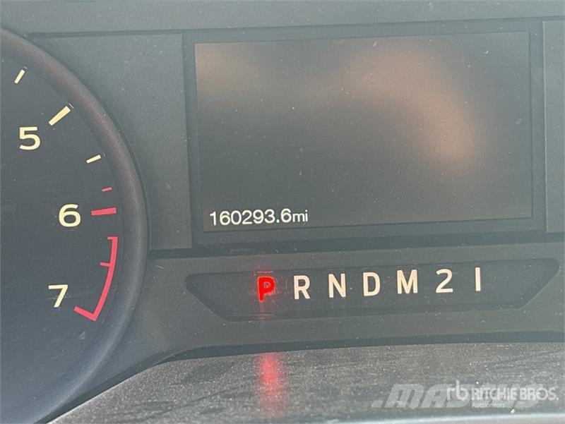 Ford F-150 XL 4x2 Extended Cab Pickup その他