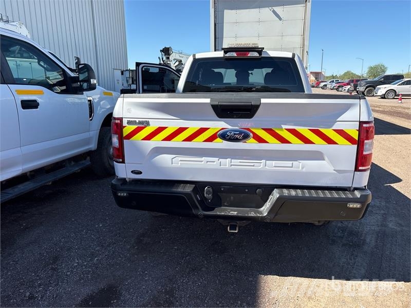 Ford F-150 XL 4x2 Extended Cab Pickup (Inoperable) Ostalo