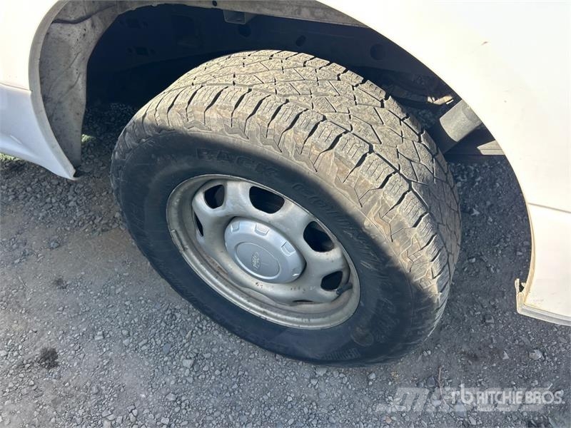 Ford F-150 XL 4x2 Extended Cab Pickup 其他