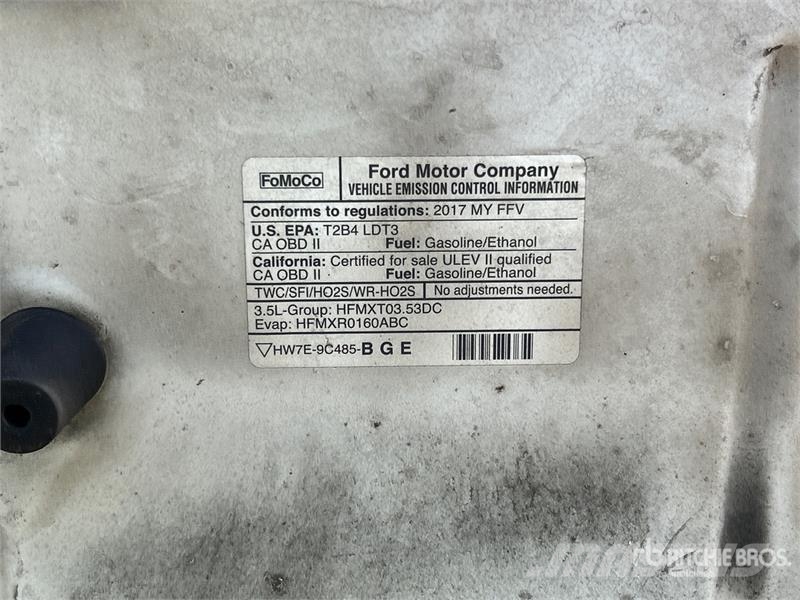 Ford F-150 XL 4x2 Extended Cab Pickup 其他