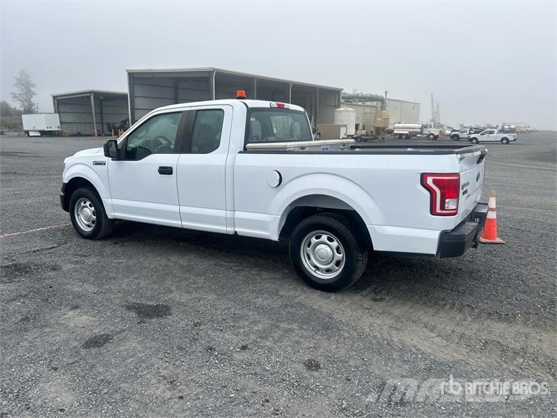 Ford F-150 XL 4x2 Extended Cab Pickup Muut autot