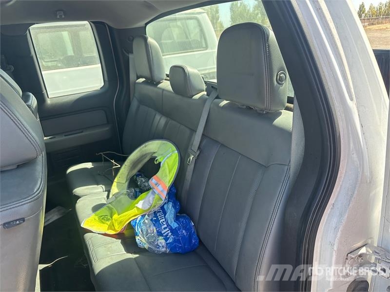 Ford F-150 XL 4x2 Extended Cab Pickup 其他
