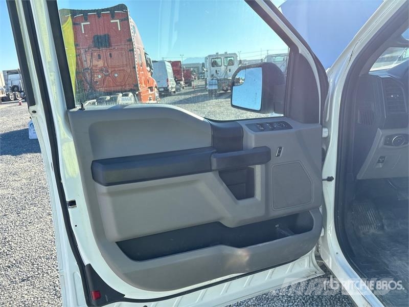 Ford F-150 XL 4x2 Extended Cab Pickup Drugi