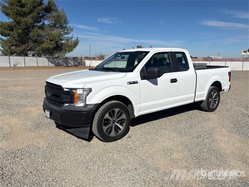 Ford F-150 XL 4x2 Extended Cab Pickup Muu