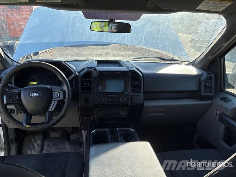 Ford F-150 XL 4x2 Extended Cab Pickup Drugi