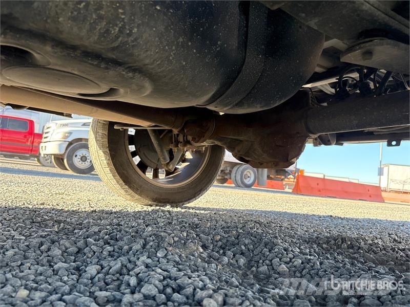 Ford F-150 XL 4x2 Extended Cab Pickup Drugi