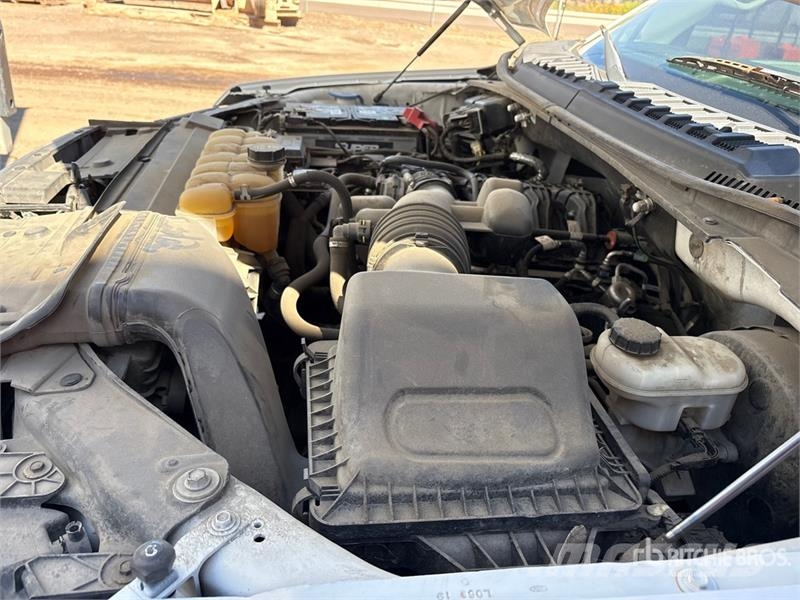 Ford F-150 XL 4x2 Extended Cab Pickup (Inoperable) Ostalo