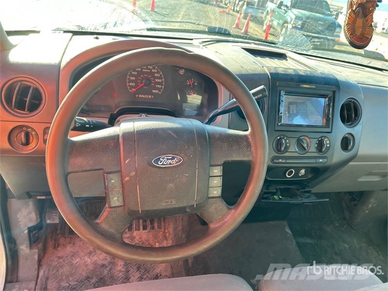 Ford F-150 XL 4x2 Pickup Drugi