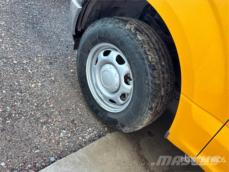 Ford F-150 XL 4x2 Pickup Ostalo