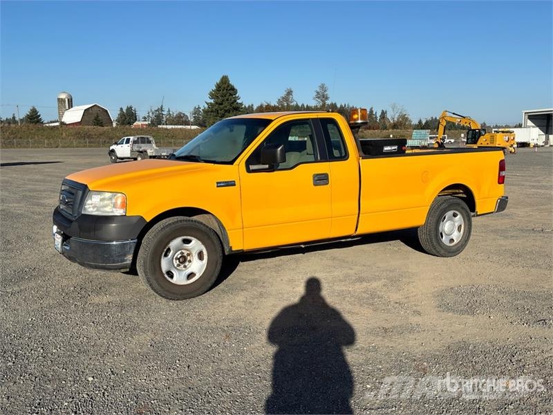 Ford F-150 XL 4x2 Pickup Прочие фургоны