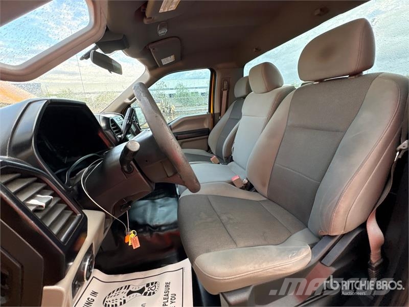 Ford F-150 XL 4x2 Pickup Ostalo