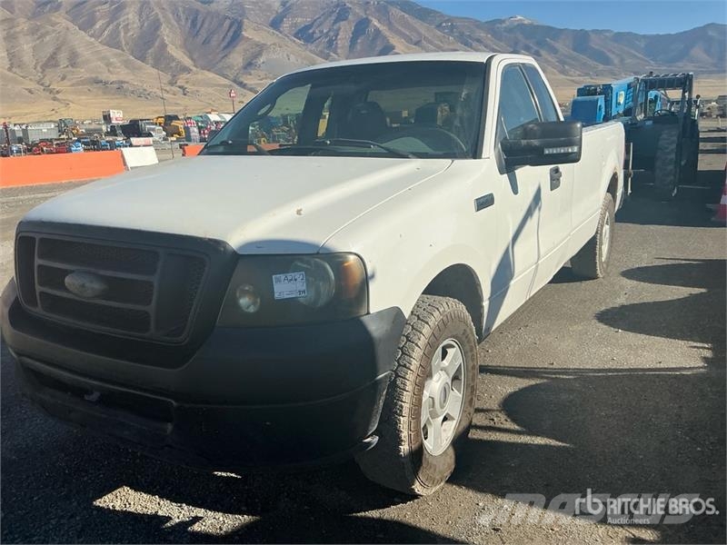 Ford F-150 XL 4x2 Pickup Drugi