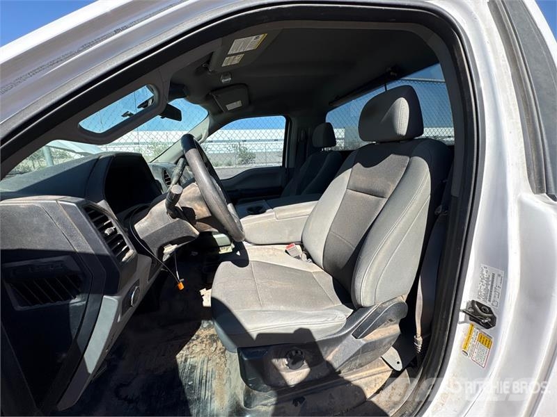 Ford F-150 XL 4x2 Pickup Autre fourgon / utilitaire