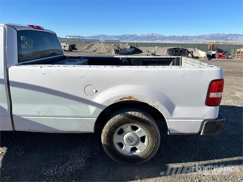 Ford F-150 XL 4x2 Pickup Drugi