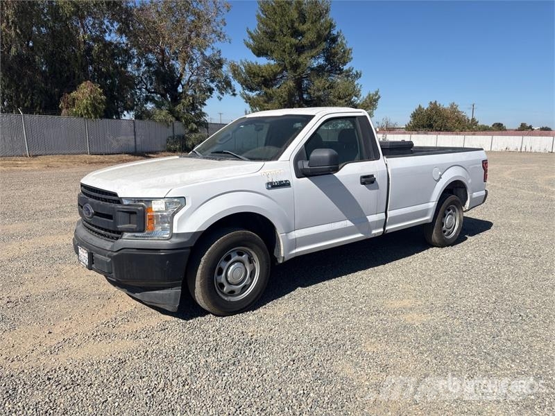Ford F-150 XL 4x2 Pickup その他