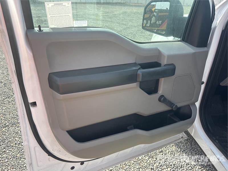 Ford F-150 XL 4x2 Pickup Andre varebiler