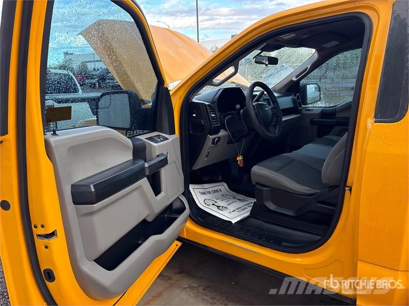 Ford F-150 XL 4x2 Pickup Ostalo