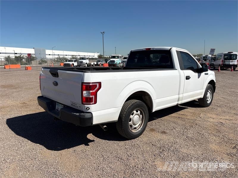 Ford F-150 XL 4x2 Pickup Autre fourgon / utilitaire