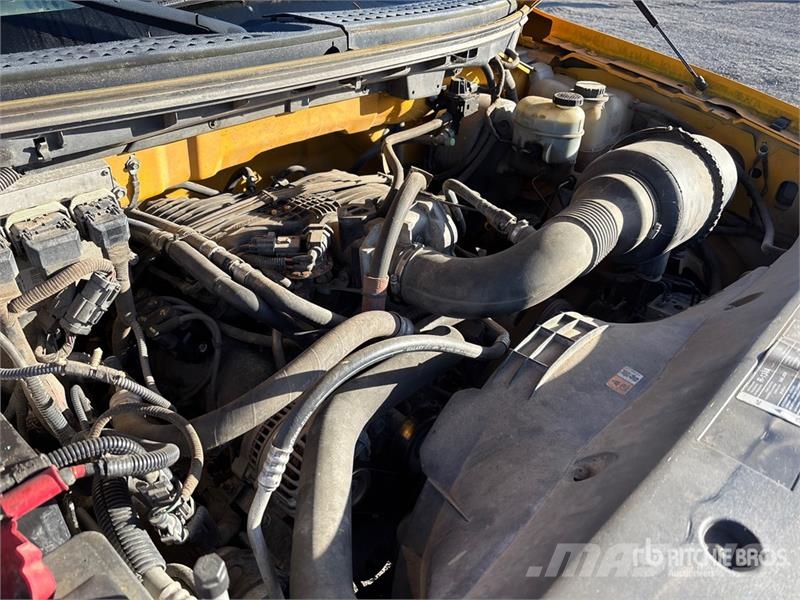 Ford F-150 XL 4x2 Pickup Прочие фургоны
