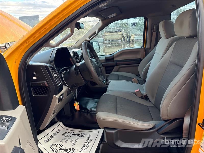 Ford F-150 XL 4x2 Pickup Ostalo