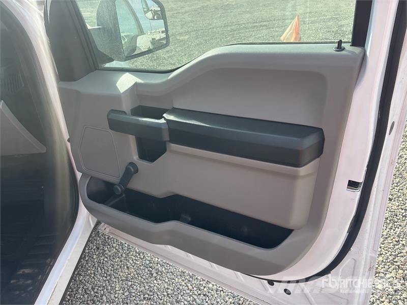 Ford F-150 XL 4x2 Pickup Andre varebiler
