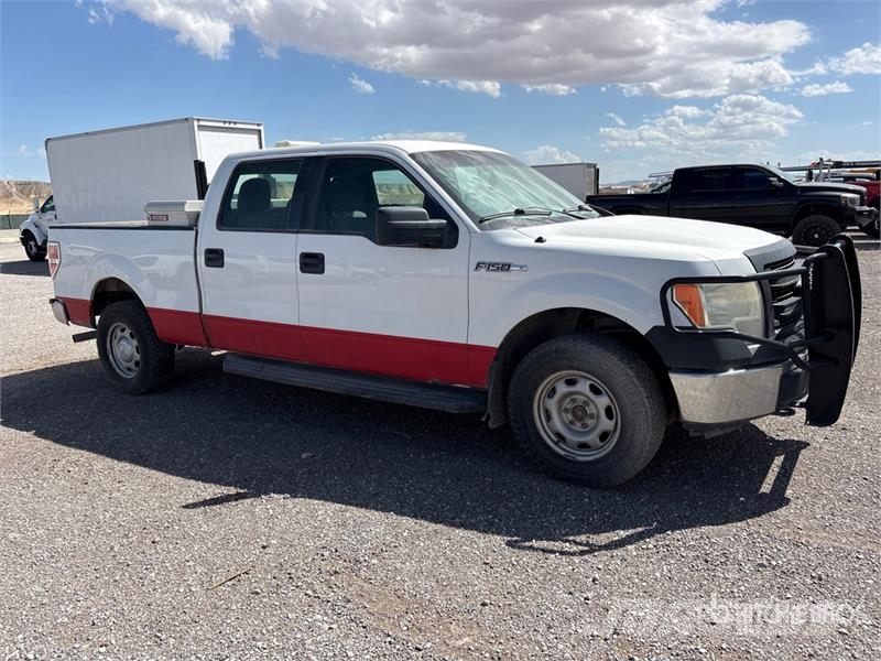 Ford F-150 XL 4x4 Crew Cab Pickup Muut autot