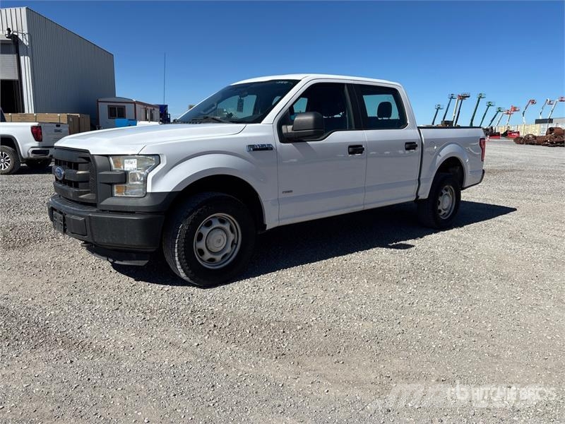 Ford F-150 XL 4x4 Crew Cab Pickup その他