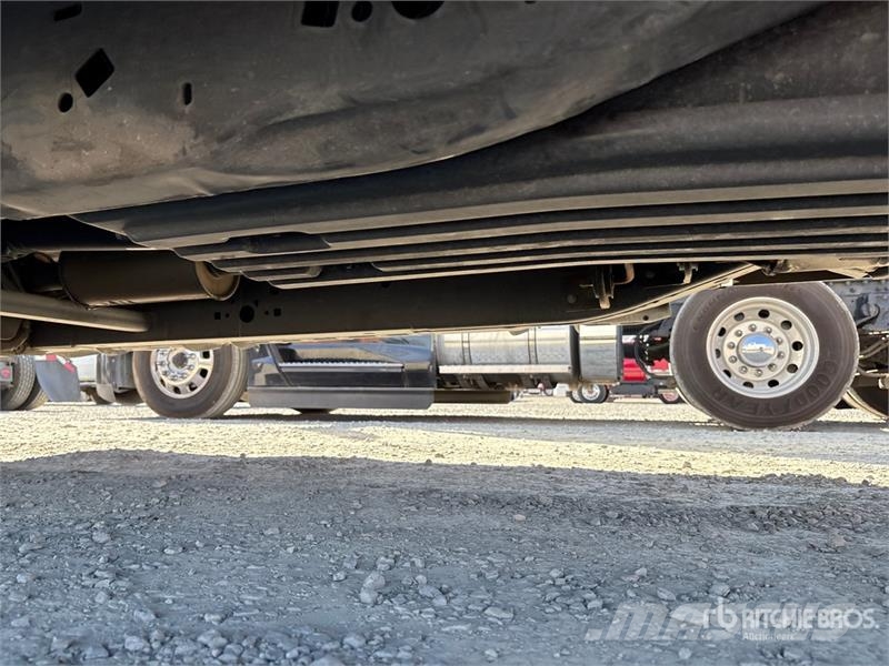 Ford F-150 XL 4x4 Crew Cab Pickup Drugi