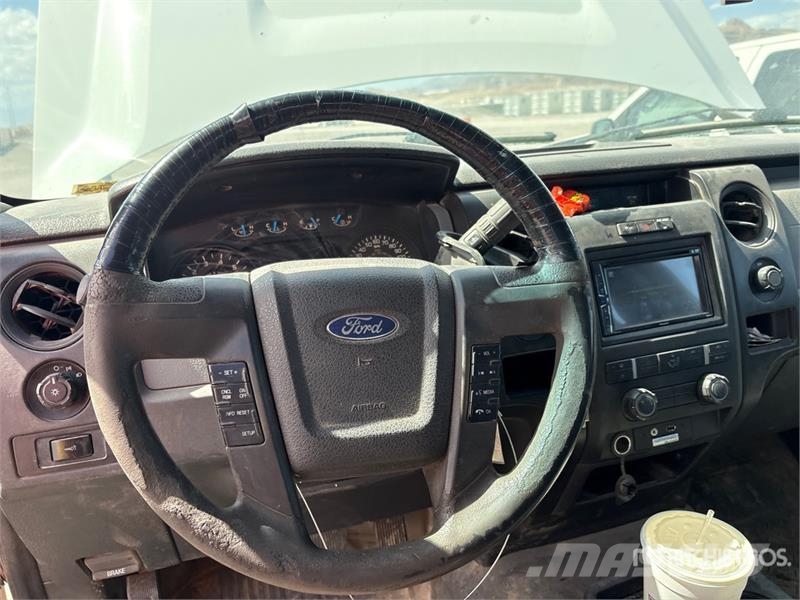 Ford F-150 XL 4x4 Crew Cab Pickup Muut autot