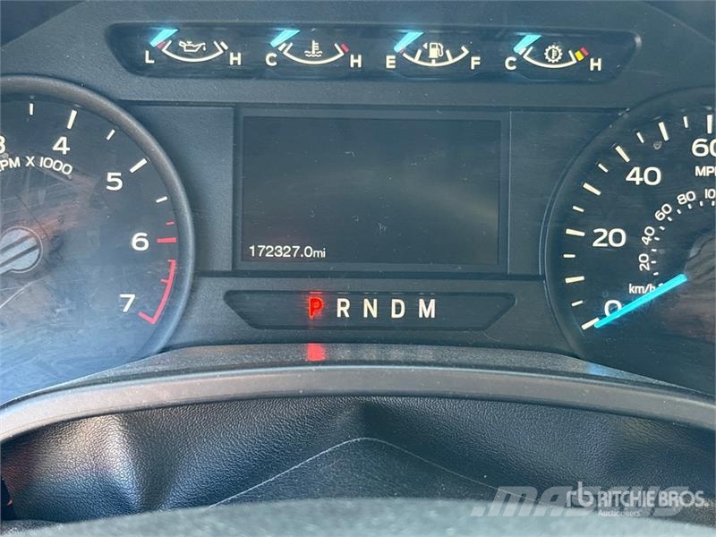 Ford F-150 XL 4x4 Crew Cab Pickup Drugi