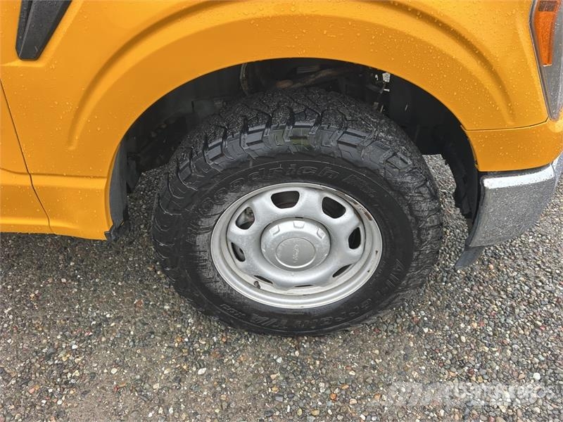 Ford F-150 XL 4x4 Crew Cab Pickup Прочие фургоны