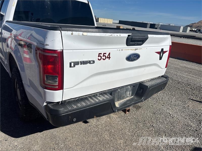 Ford F-150 XL 4x4 Crew Cab Pickup 其他