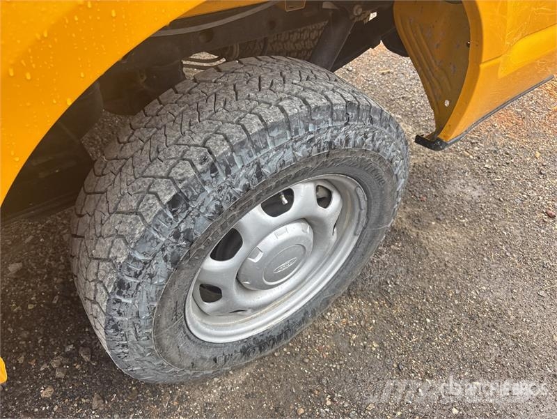 Ford F-150 XL 4x4 Crew Cab Pickup Прочие фургоны