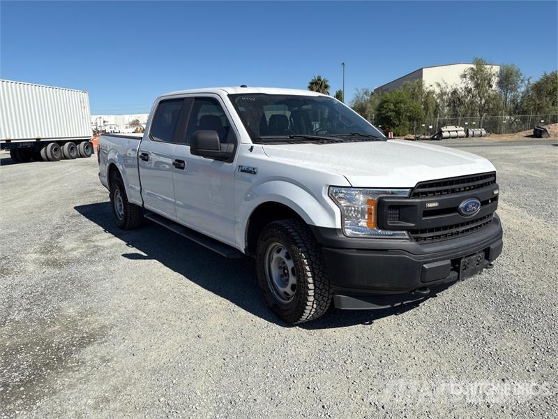 Ford F-150 XL 4x4 Crew Cab Pickup Drugi